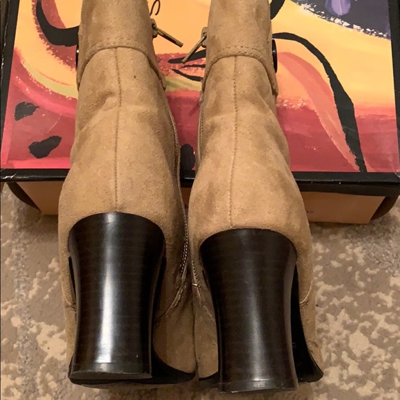 Ankle boots by Predictions - Picture 4 of 5